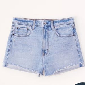 Abercrombie mom short